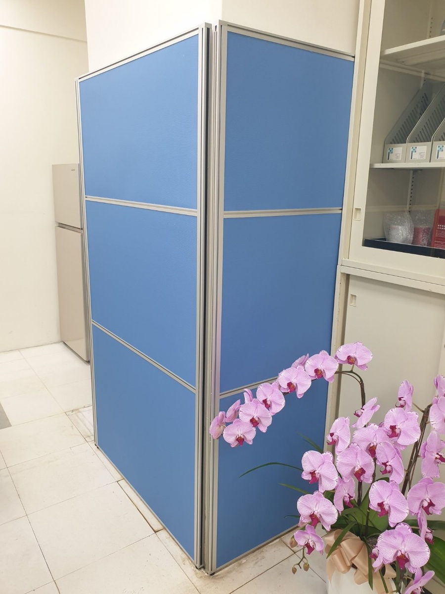 某百貨商場