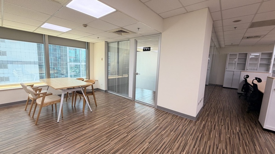 高雄某企業・辦公室