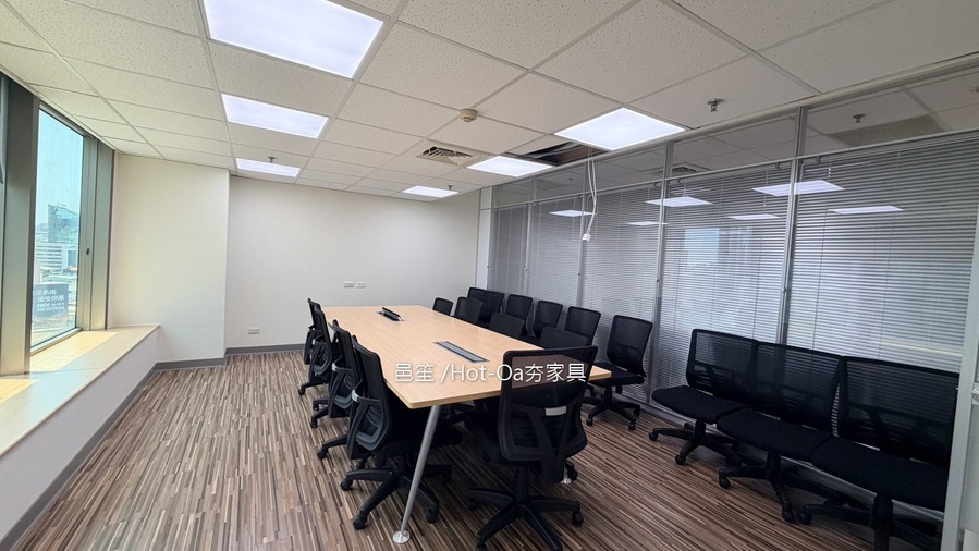 高雄某企業・辦公室