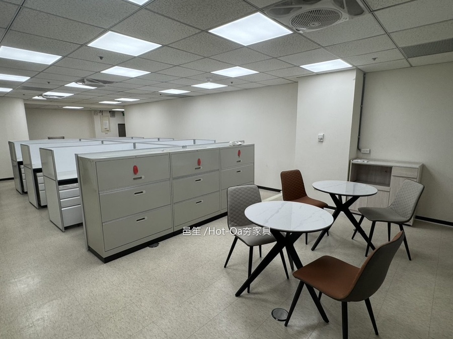 某企業・辦公室