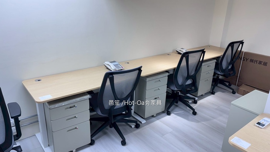 台南某企業・辦公室