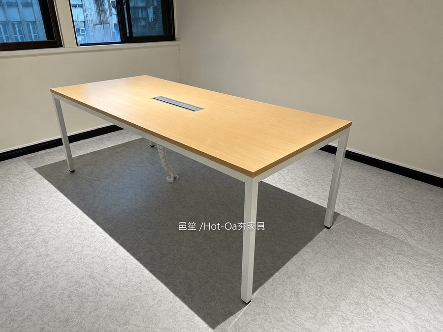 某企業・辦公室