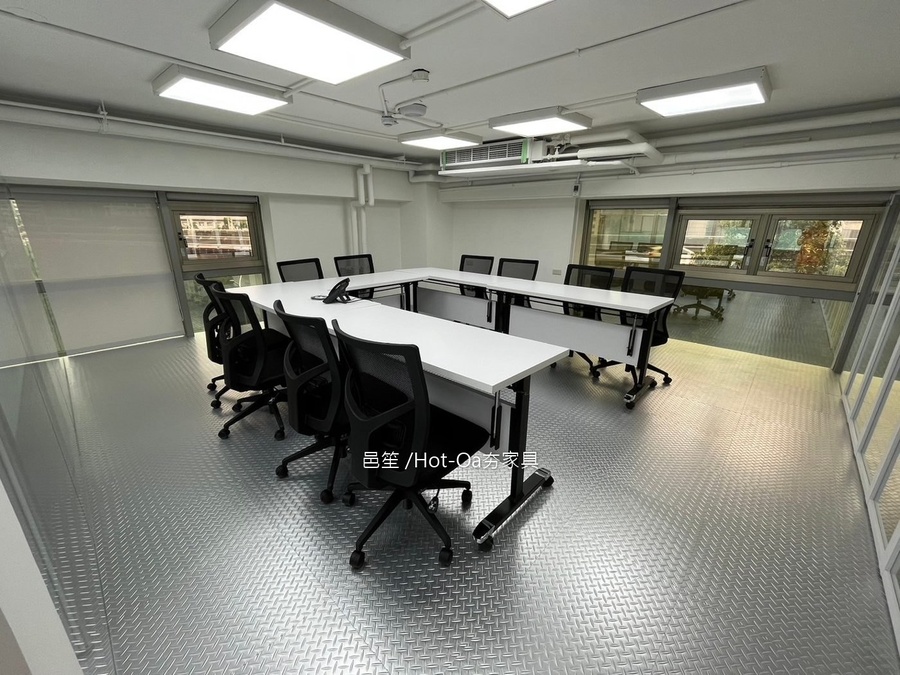 某企業・辦公室